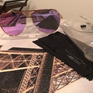 QUAYxKYLIE Iconic sunglasses